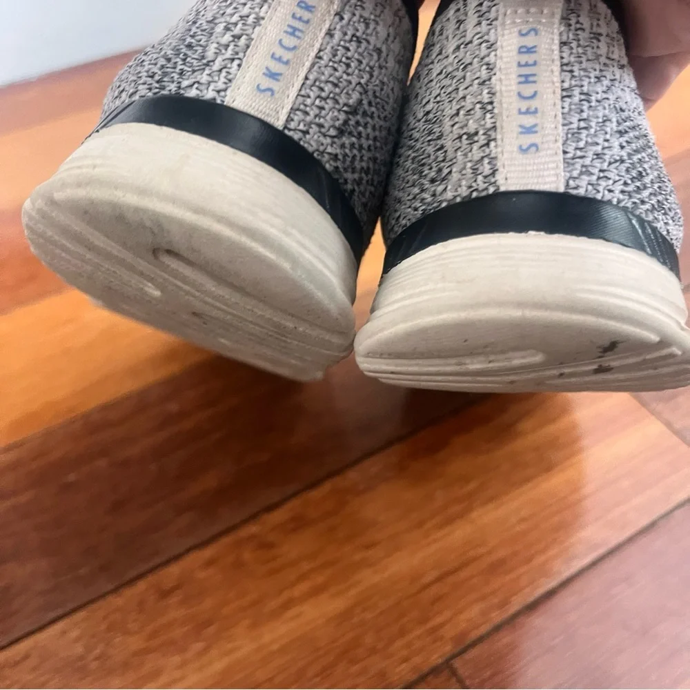 Skechers Luminate size 7.5 - Picture 10 of 10